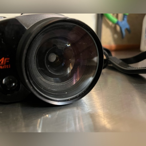 Chinon Genesis III Macro Zoom Lens 38-110mm Automatic Point Shoot Film Camera - Picture 7 of 15